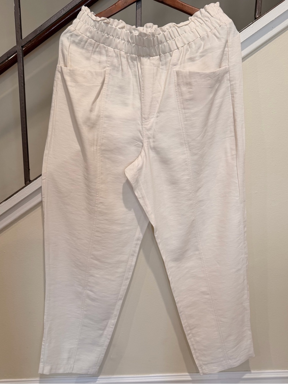 a new day Cream Elastic-Waist Woman Jogger Pants